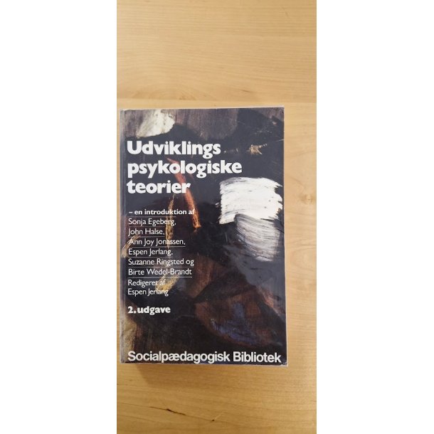 Jerlang, Espen: Udviklings psykologiske teorier - (BRUGT - VELHOLDT) f�, enkelte markeringer