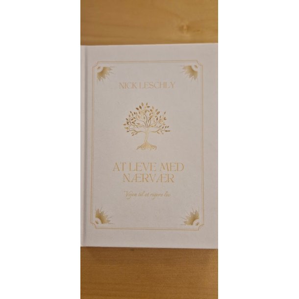 Leschly, Nick: At leve med n�rv�r - (BRUGT / VELHOLDT)
