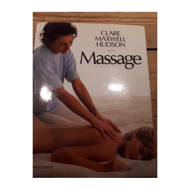 Maxwell-Hudson, Clare: Massage