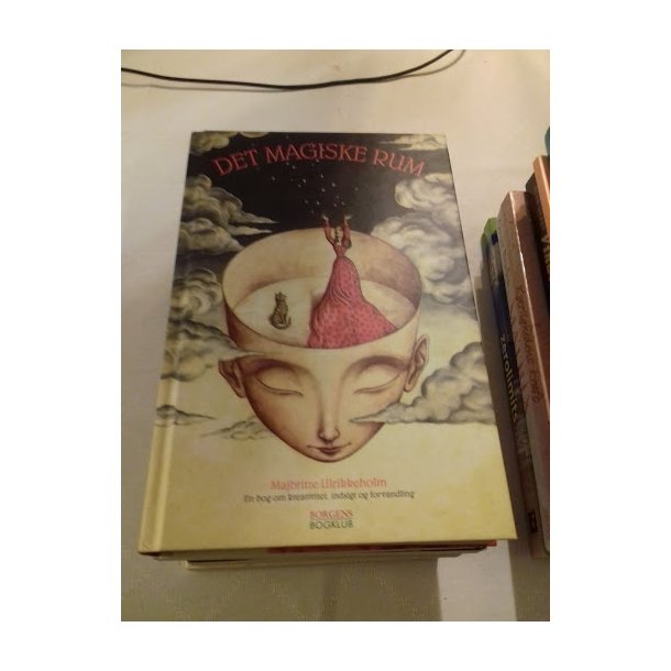 Ulrikkeholm, Majbritte: det magiske rum