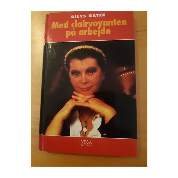 gatrer, Dilys: Med clairvoyanten p arbejde - (BRUGT - VELHOLDT)